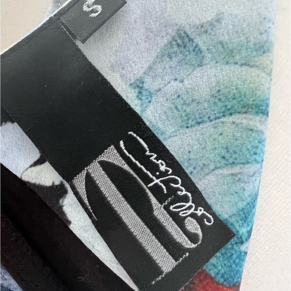 Tt Collection Sleeveless Mixed Media Blouse Floral - Picture 5 of 8